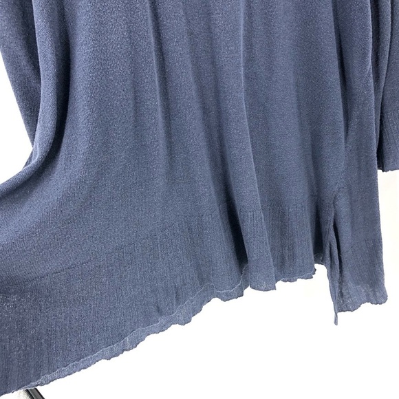 J. Jill Linen Blend Oversized Top Shark Bite Asymmetric Hem Shirt Blue Medium - Picture 2 of 9